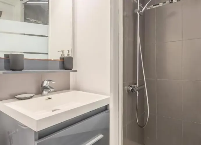 Atypical Triplex Near Grand Place With Terrace