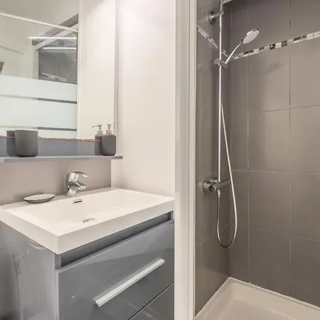 Atypical Triplex Near Grand Place With Terrace